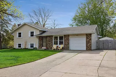 8700 Ironwood Avenue S, Cottage Grove, MN 55016 - Photo 1