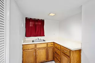 4549 Wentworth Ave, Minneapolis, MN 55419 - Photo 19