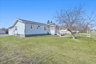 2520 N 17th St, Superior, WI 54880 - Photo 17