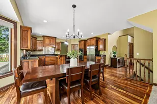 18658 Ponderosa Ct, Eden Prairie, MN 55347 - Photo 11