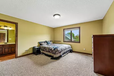 18658 Ponderosa Court, Eden Prairie, MN 55347 - Photo 33