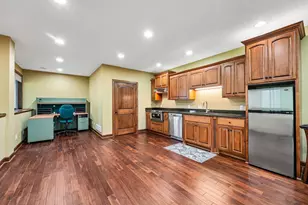 18658 Ponderosa Ct, Eden Prairie, MN 55347 - Photo 45
