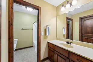 18658 Ponderosa Ct, Eden Prairie, MN 55347 - Photo 37