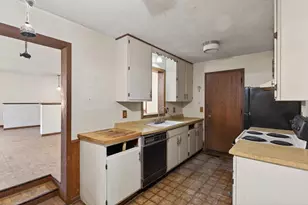 15105 Dunbar Ct, Apple Valley, MN 55124 - Photo 5