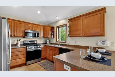 4409 Echo Valley Drive, Eau Claire, WI 54701 - Photo 5