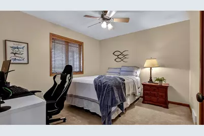 4409 Echo Valley Drive, Eau Claire, WI 54701 - Photo 17