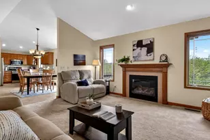 4409 Echo Valley Dr, Eau Claire, WI 54701 - Photo 3