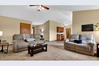 4409 Echo Valley Drive, Eau Claire, WI 54701 - Photo 5