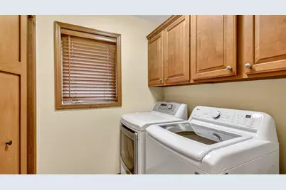 4409 Echo Valley Drive, Eau Claire, WI 54701 - Photo 11