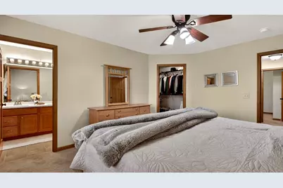 4409 Echo Valley Drive, Eau Claire, WI 54701 - Photo 13
