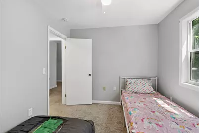 220 Sidney Street E, Saint Paul, MN 55107 - Photo 9
