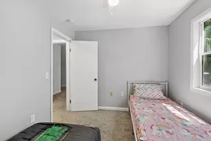 220 Sidney St E, Saint Paul, MN 55107 - Photo 9