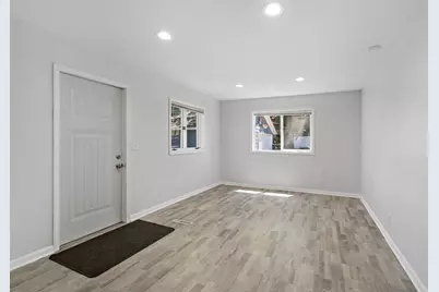 220 Sidney Street E, Saint Paul, MN 55107 - Photo 17