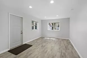 220 Sidney St E, Saint Paul, MN 55107 - Photo 17
