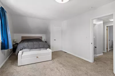 220 Sidney Street E, Saint Paul, MN 55107 - Photo 3