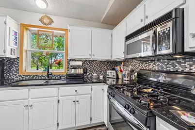 516 W River Road, Delano, MN 55328 - Photo 9