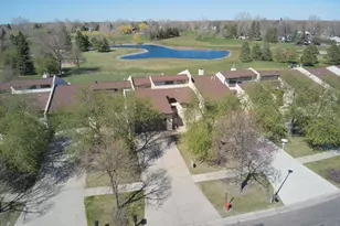 94 Prairiewood Dr S, Fargo,  58103 - Photo 3