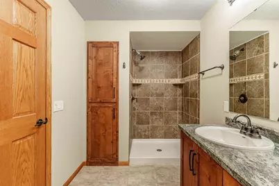 94 Prairiewood Drive S #D, Fargo,  58103 - Photo 13