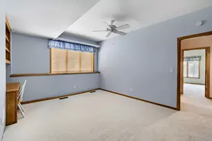 7170 Kenmare Dr, Bloomington, MN 55438 - Photo 45