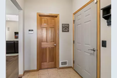 4985 Pine Lane, Eagan, MN 55123 - Photo 49