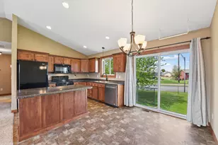 1307 Osprey Ct, New Richmond, WI 54017 - Photo 5