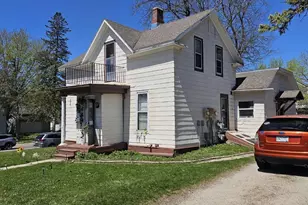 301 4th Ave NE, Waseca, MN 56093 - Photo 3