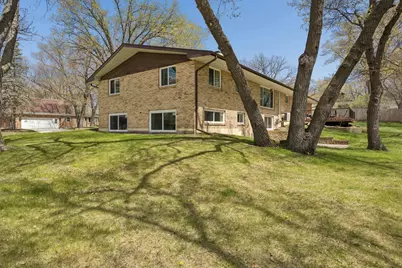 2002 Hillcrest Drive, Saint Cloud, MN 56303 - Photo 27