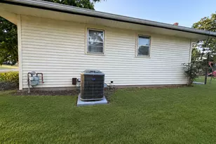 10441 Arrowhead Street NW, Coon Rapids, MN 55433 - Photo 3