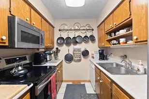 5408 Egan Dr, Savage, MN 55378 - Photo 11