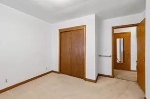 933 Edgewater Ave, Shoreview, MN 55126 - Photo 15