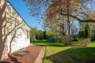 933 Edgewater Ave, Shoreview, MN 55126 - Photo 23