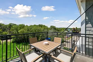 935 Lake St E, Wayzata, MN 55391 - Photo 15