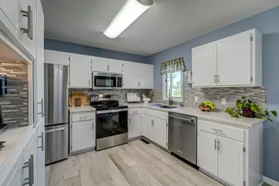 6676 Sandlewood Road, Woodbury, MN 55125 - Photo 5