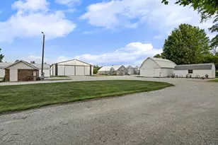 32438 560th Ave, Waltham, MN 55982 - Photo 87