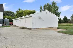 32438 560th Ave, Waltham, MN 55982 - Photo 79