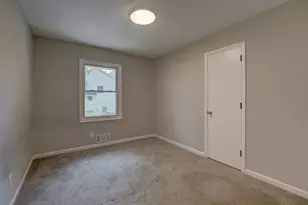 5881 Lexington Ave N, Shoreview, MN 55126 - Photo 7