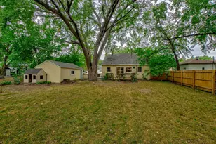 6024 Camden Ave N, Brooklyn Center, MN 55430 - Photo 25