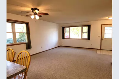 916 McDermott Avenue, Kandiyohi, MN 56251 - Photo 7