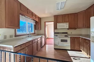 420 5th St SW, Plainview, MN 55964 - Photo 7