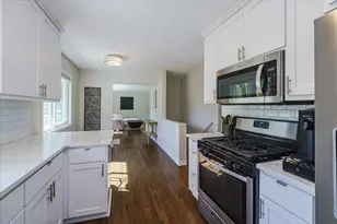 10016 Pillsbury Ave S, Bloomington, MN 55420 - Photo 3
