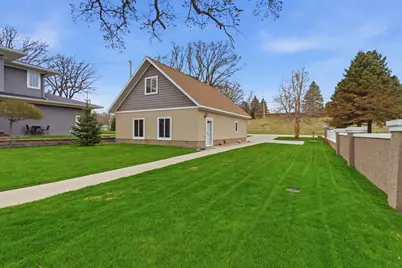 223 Lake Avenue S, Spicer, MN 56288 - Photo 3