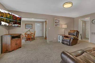 223 Lake Avenue S, Spicer, MN 56288 - Photo 19