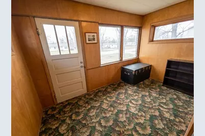512 State Street W, Detroit Lakes, MN 56501 - Photo 3