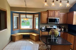7130 Jocelyn Bay S, Cottage Grove, MN 55016 - Photo 3