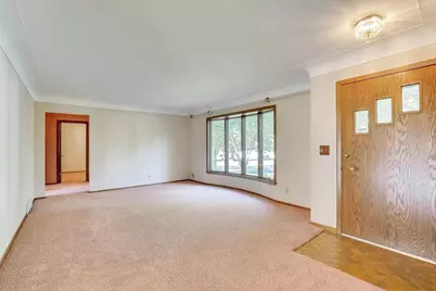724 50 1/2 Avenue NE, Columbia Heights, MN 55421 - Photo 5