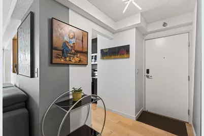 50 Groveland Terrace #C208, Minneapolis, MN 55403 - Photo 5