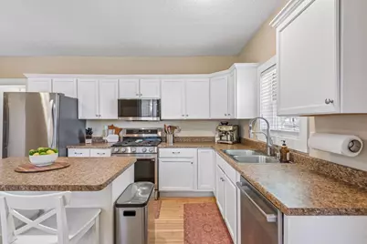 891 Carroll Avenue, Saint Paul, MN 55104 - Photo 15