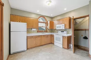 322 Pine St, Glenwood City, WI 54013 - Photo 13