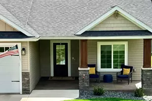 2739 Highclere Dr, Eau Claire, WI 54703 - Photo 3