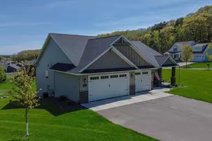 2739 Highclere Dr, Eau Claire, WI 54703 - Photo 53